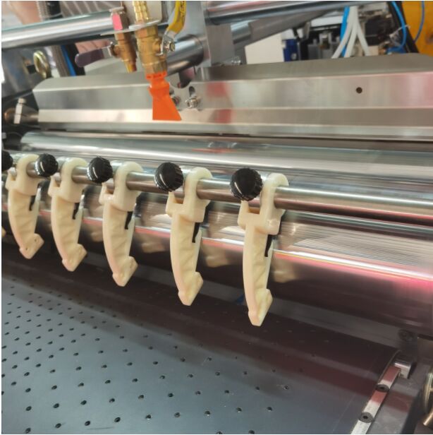 LY-HB2500CK خط إنتاج الصندوق الصلب الذكي عالي السرعة سرعة تصل إلى 35 - 45 قطعة / دقيقة