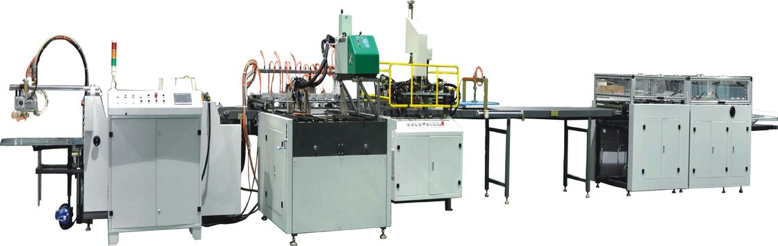 التحكم الفوتو الكهربائي عالي الدقة آلة صنع صندوق الورق التلقائي نظام التحكم بشاشة اللمس PLC سرعة العمل 20 إلى 30PCS في الدقيقة