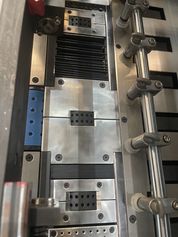 آلة طابع الصفائح الساخنة التلقائية للورق التعبئة الكاملة ، الطابع الملون