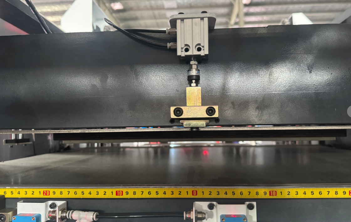 LY-DS650 Fully Automatic Die-Cutting Machine (No Connection Point Only For Gray Board) Intelligent Circular Feeding High Precision High Efficiency